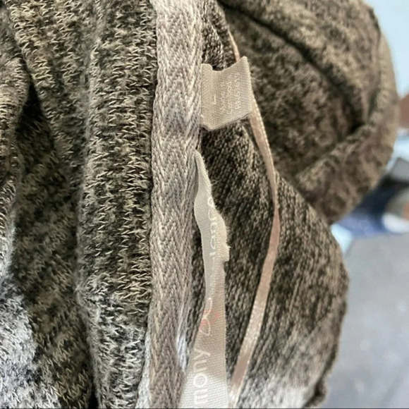 Harmony Balance L black Tulip Split Back Yoga Cardigan with pockets - Picture 5 of 6
